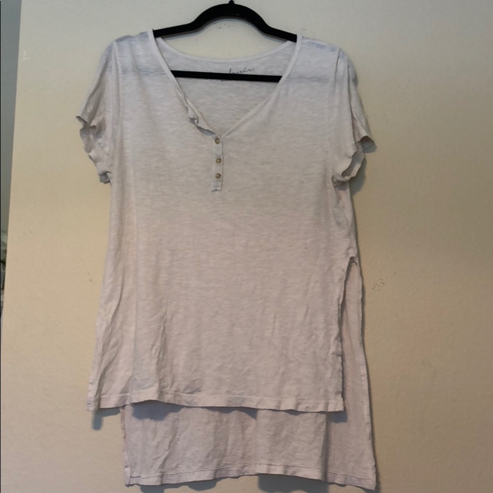 Basic Tee - Picture 2 of 5